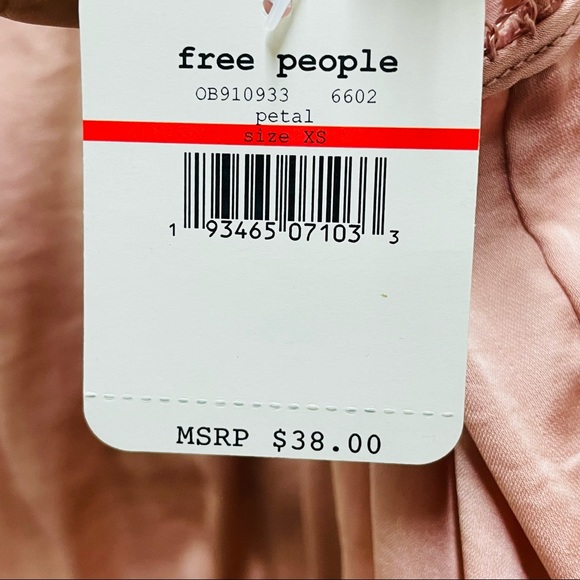 NEW FREE PEOPLE Blouson Brami Lace Crop Top Size XS - Picture 8 of 8